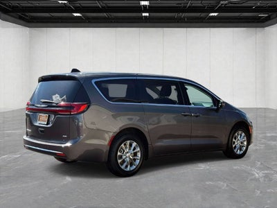 2023 Chrysler Pacifica Touring L AWD