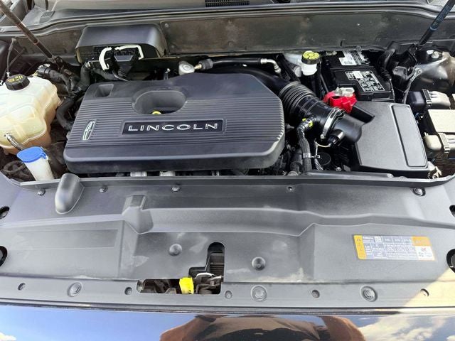 2019 Lincoln Nautilus Select