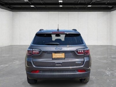 2022 Jeep Compass Latitude FWD