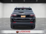 2023 Jeep Compass Latitude Lux FWD
