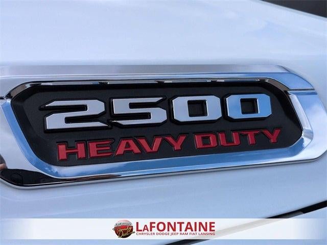 2022 RAM 2500 Tradesman Crew Cab 4x4 8' Box