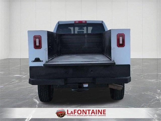 2022 RAM 2500 Tradesman Crew Cab 4x4 8' Box