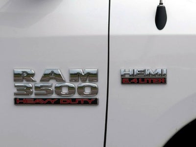 2018 RAM 3500 Chassis Tradesman/SLT