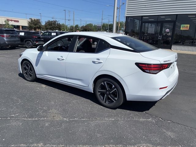 2024 Nissan Sentra SV Xtronic CVT
