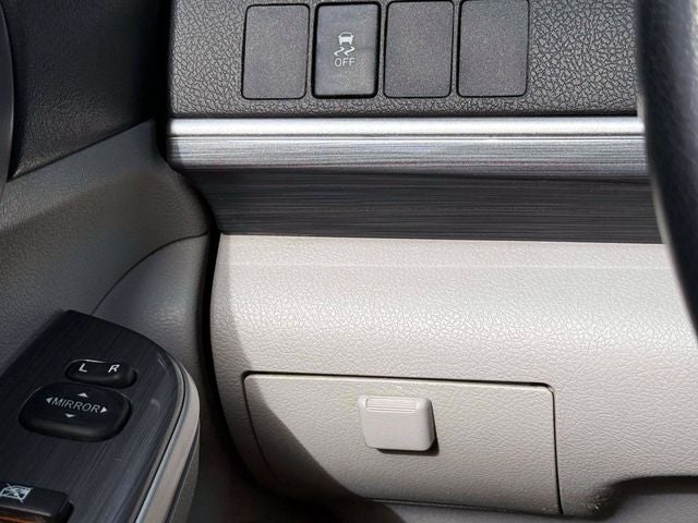2013 Toyota Camry Hybrid XLE