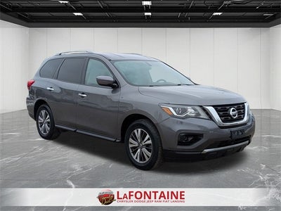2019 Nissan Pathfinder S