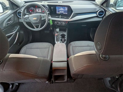 2025 Chevrolet Trax FWD LS