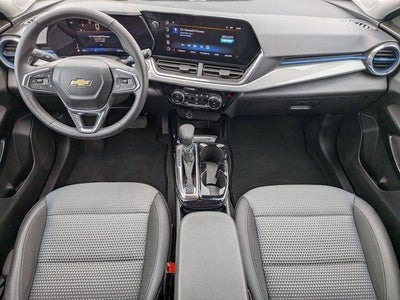 2025 Chevrolet Trax FWD LT