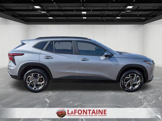 2025 Chevrolet Trax FWD LT