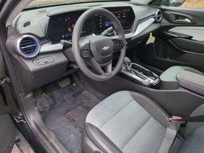 2025 Chevrolet Trax FWD LT