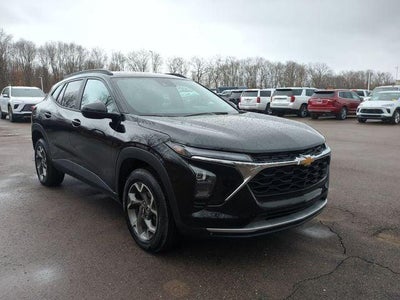 2025 Chevrolet Trax FWD LT