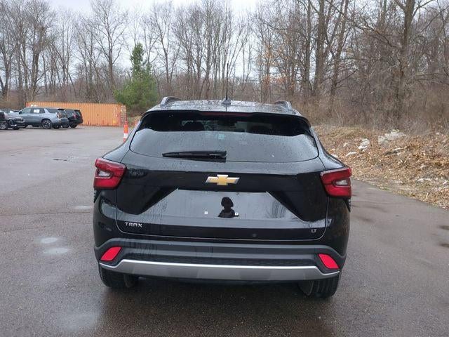 2025 Chevrolet Trax FWD LT