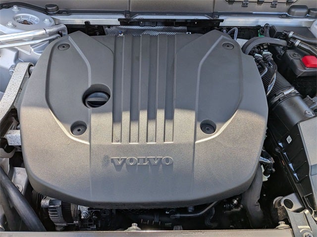 2022 Volvo XC60 B5 Inscription