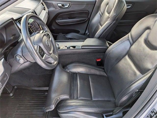 2022 Volvo XC60 B5 Inscription