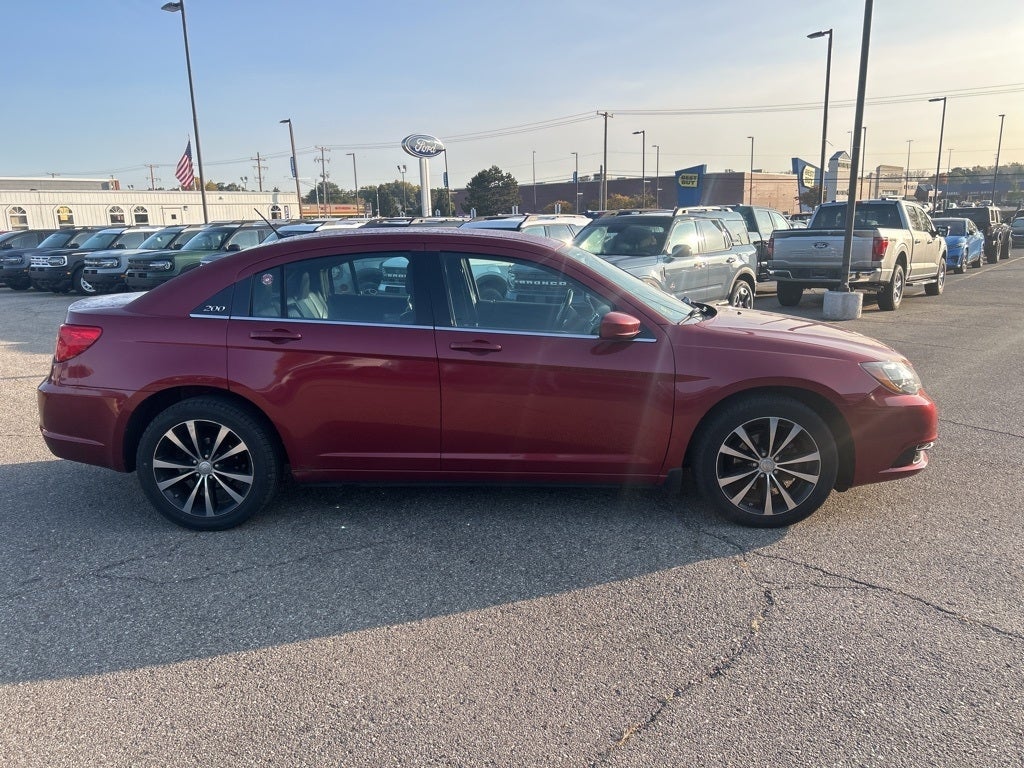 2014 Chrysler 200 Limited Grand Rapids MI Ada Rockford Byron Center
