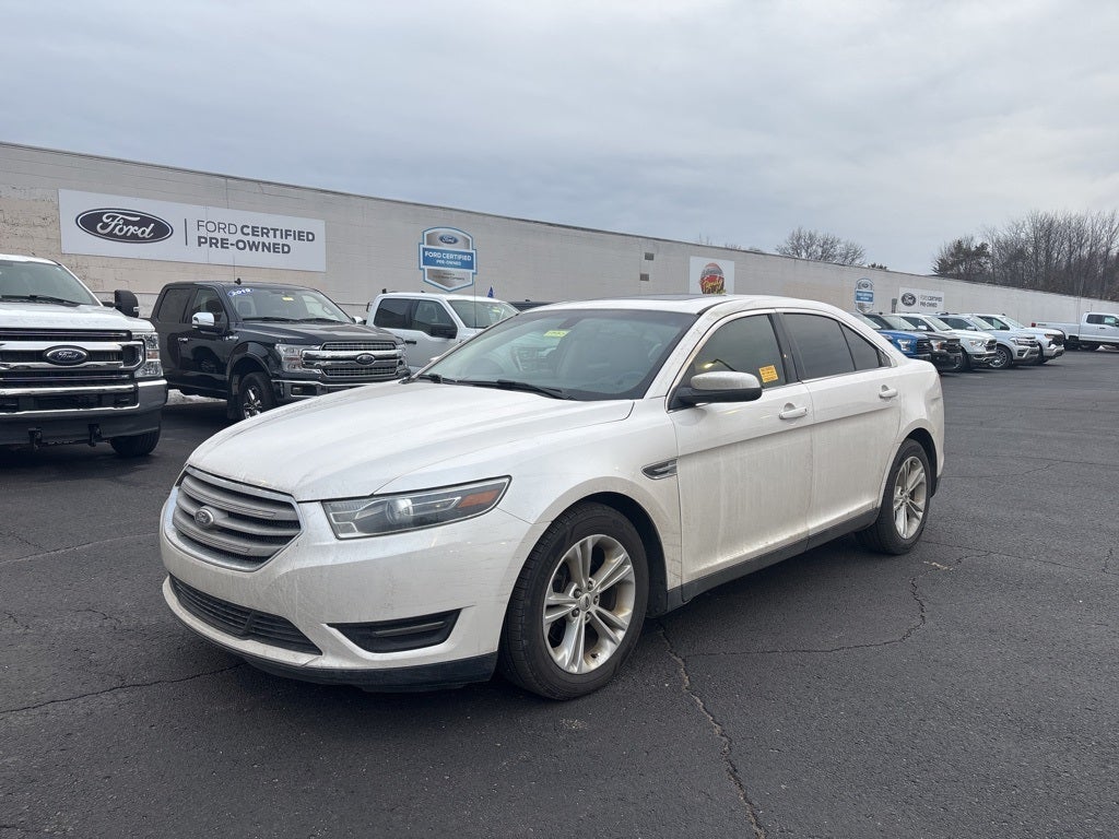 2015 Ford Taurus SEL