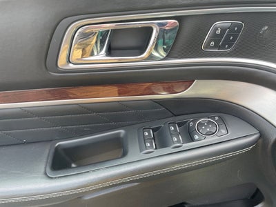 2017 Ford Explorer Platinum