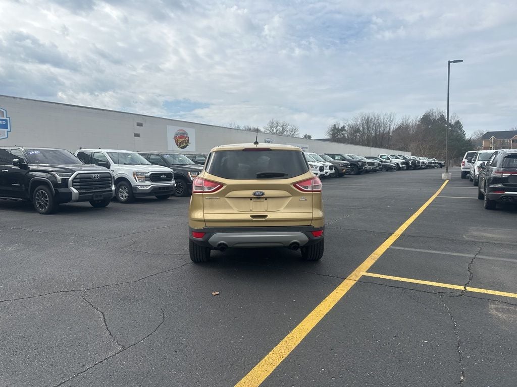 2015 Ford Escape SE