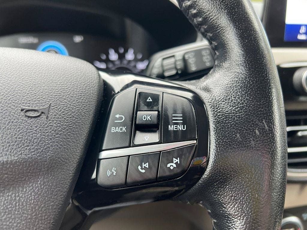 2021 Ford Escape SEL