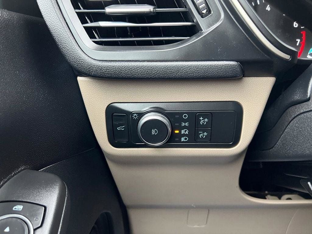 2021 Ford Escape SEL