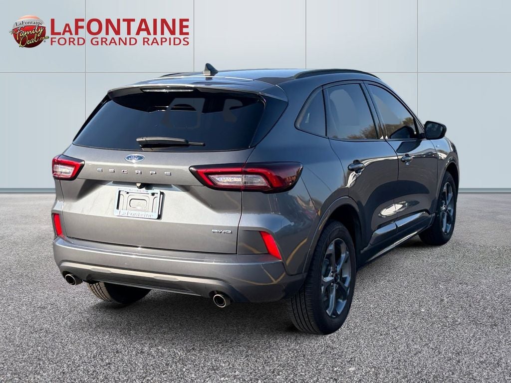 2023 Ford Escape ST-Line