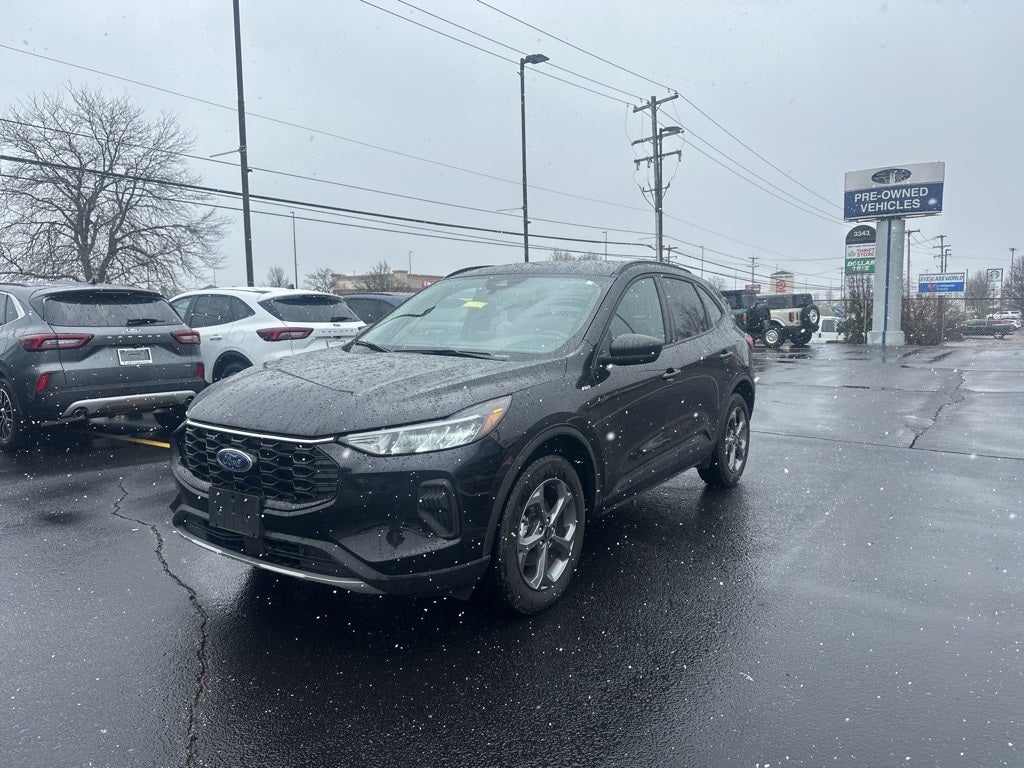 2025 Ford Escape ST-Line