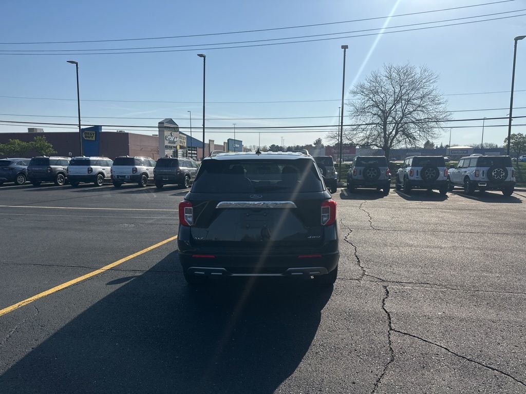2024 Ford Explorer XLT