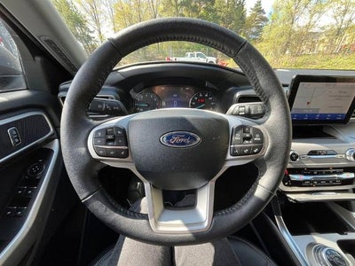 2024 Ford Explorer XLT