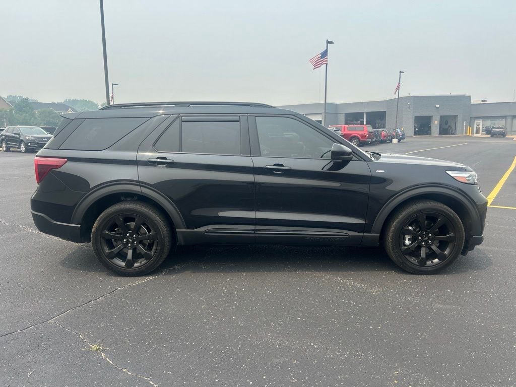 2023 Ford Explorer ST-Line