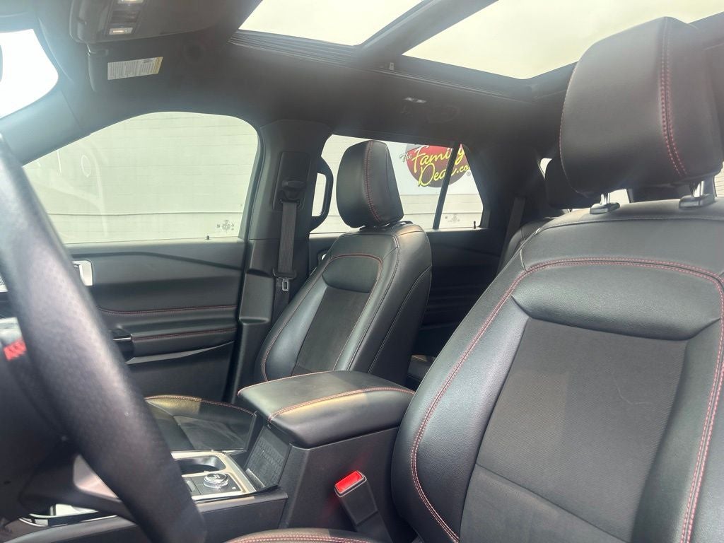 2023 Ford Explorer ST-Line