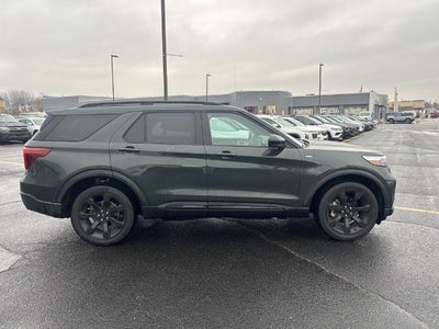 2023 Ford Explorer ST-Line