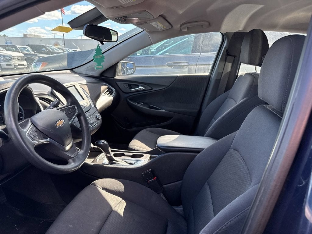 2016 Chevrolet Malibu LS 1LS