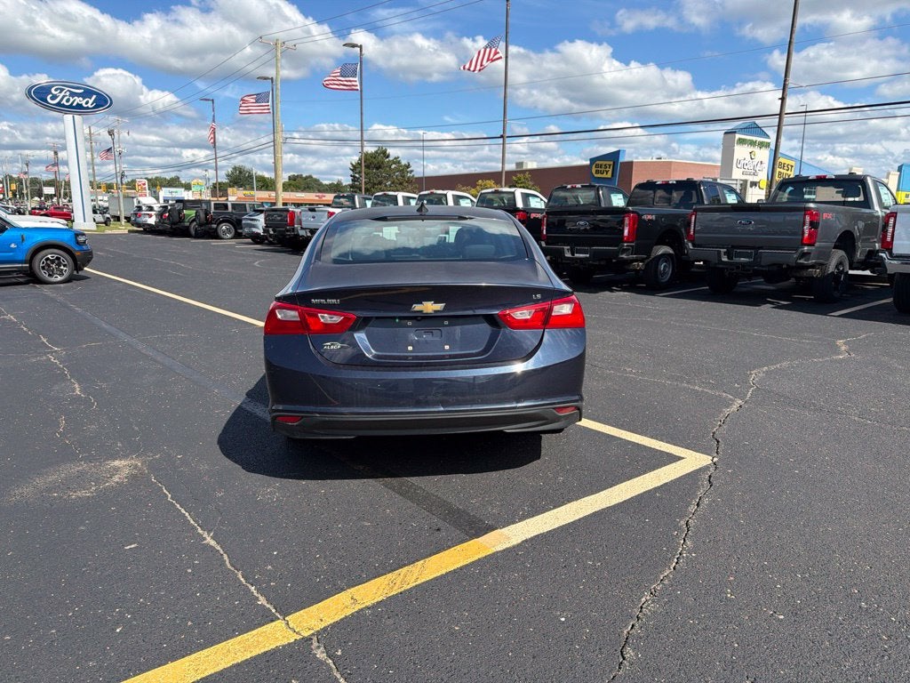 2016 Chevrolet Malibu LS 1LS