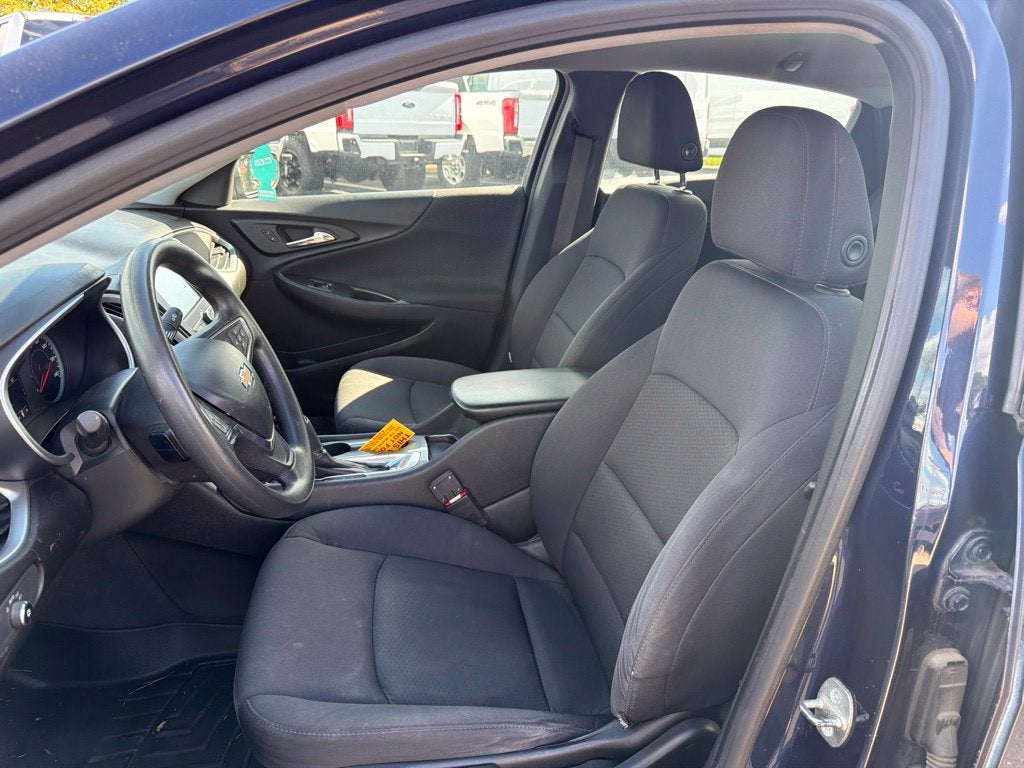 2016 Chevrolet Malibu LS 1LS