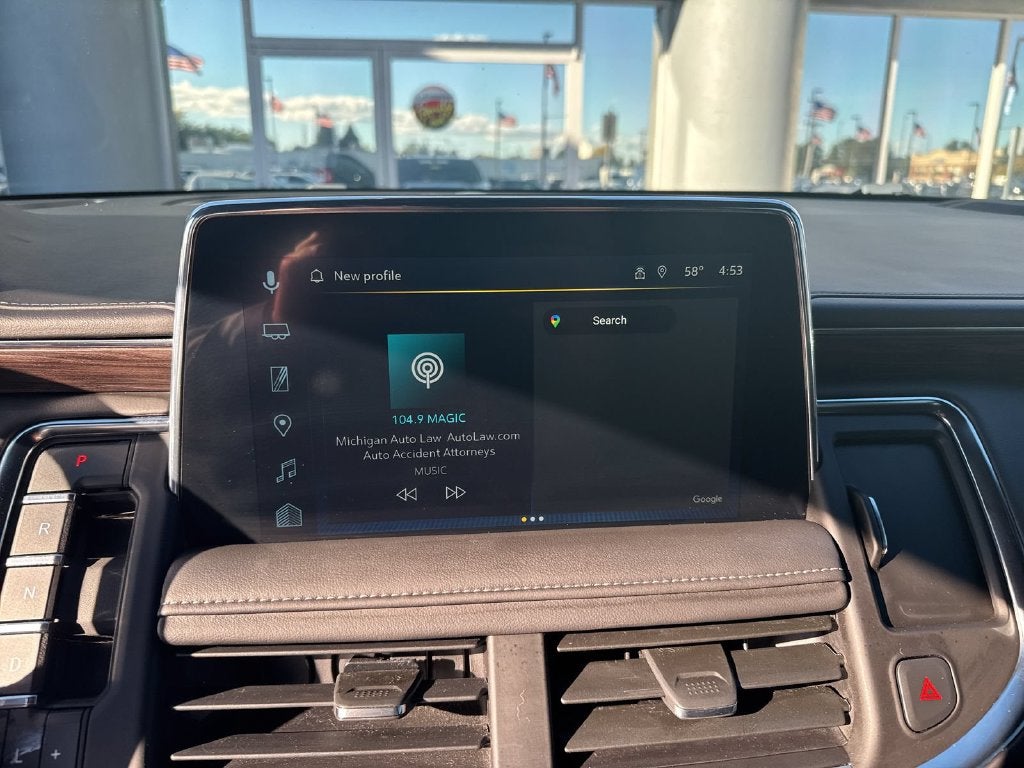 2023 Chevrolet Suburban LT