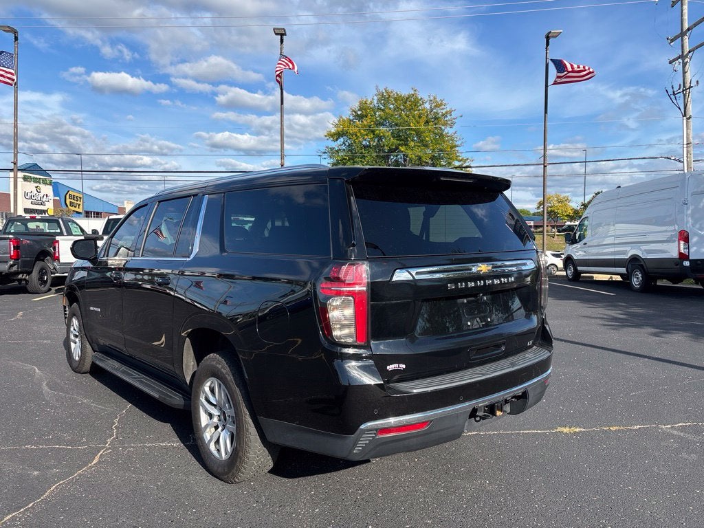 2023 Chevrolet Suburban LT
