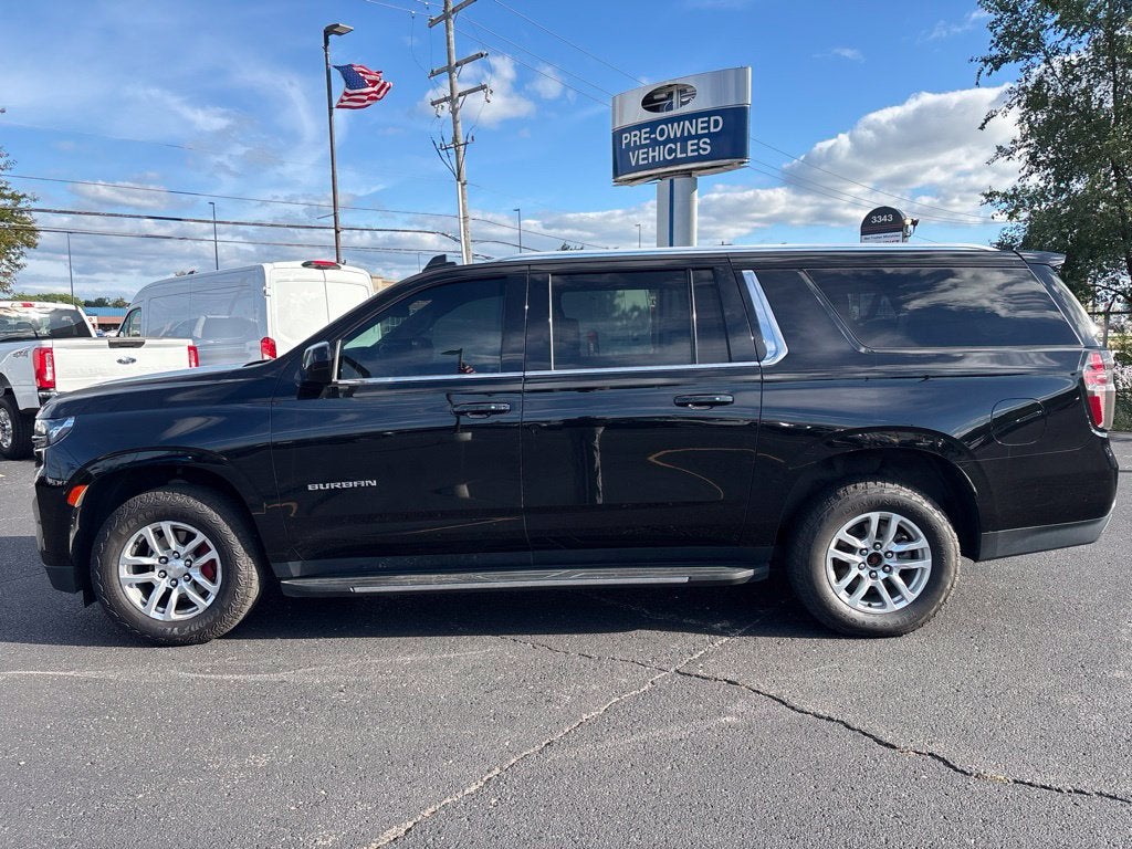 2023 Chevrolet Suburban LT