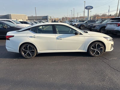 2025 Nissan Altima 2.5 SR