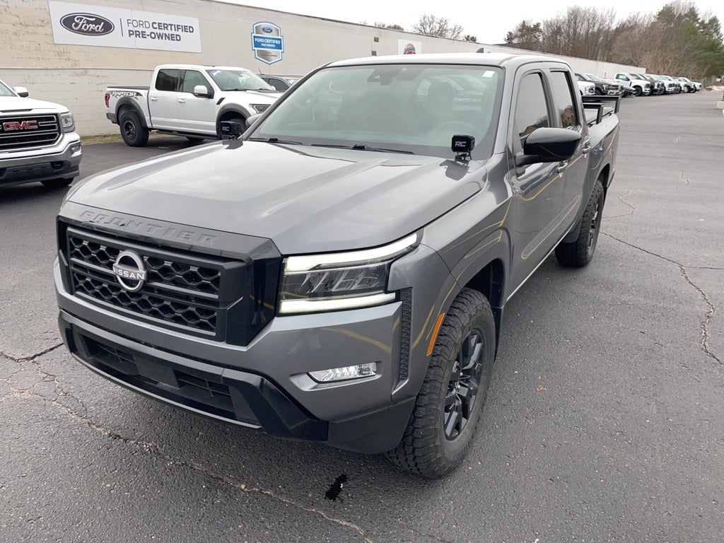 2023 Nissan Frontier SV