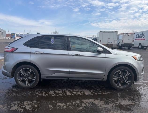 2022 Ford Edge ST