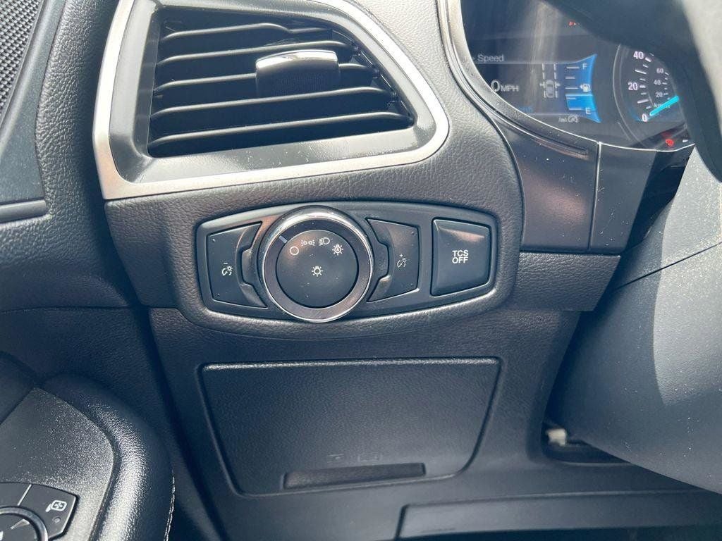 2022 Ford Edge SE