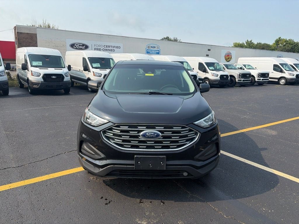 2020 Ford Edge SE