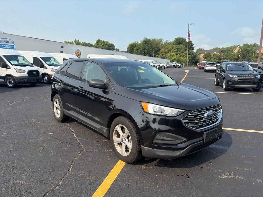 2020 Ford Edge SE