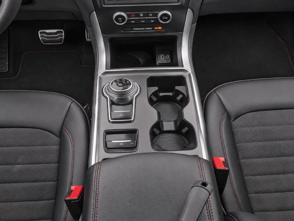 2024 Ford Edge ST Line