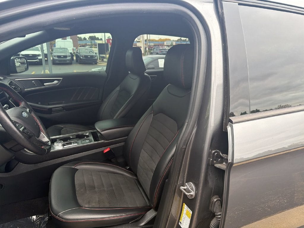 2024 Ford Edge ST Line