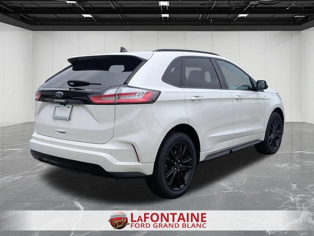 2022 Ford Edge ST Line