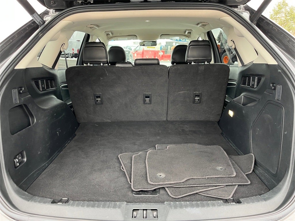 2019 Ford Edge Titanium