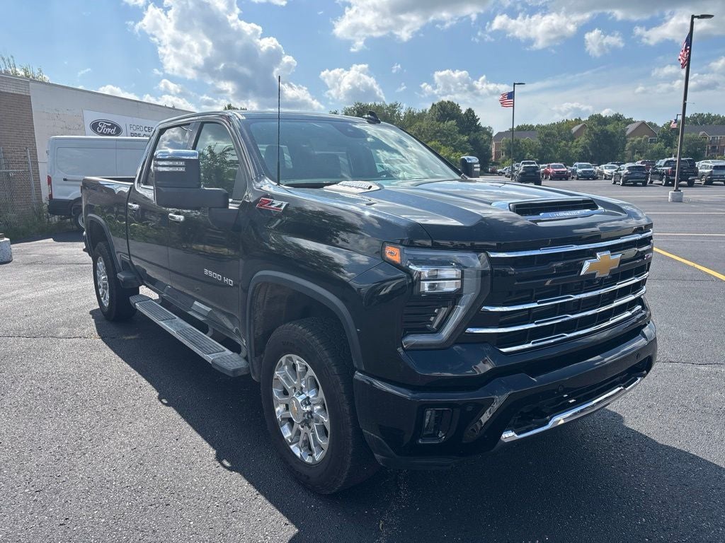 2025 Chevrolet Silverado 3500HD LTZ
