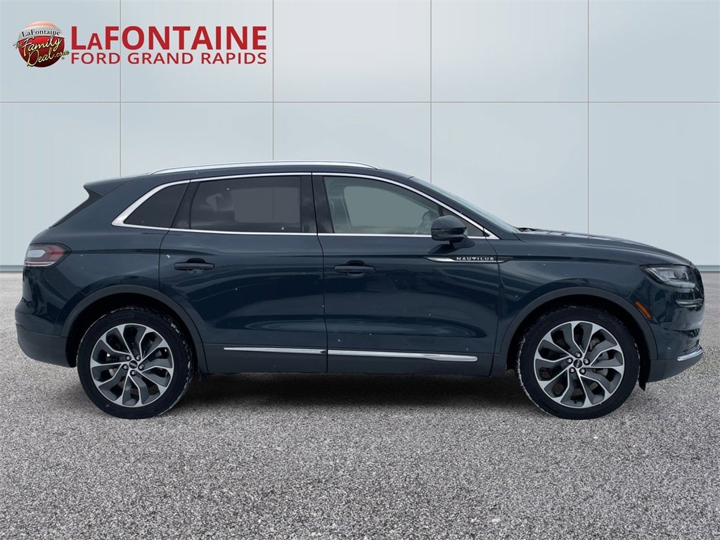 2021 Lincoln Nautilus Reserve