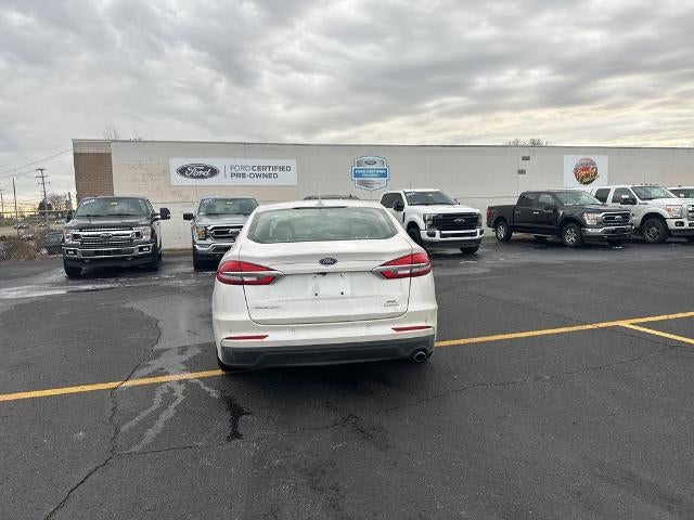 2020 Ford Fusion SE